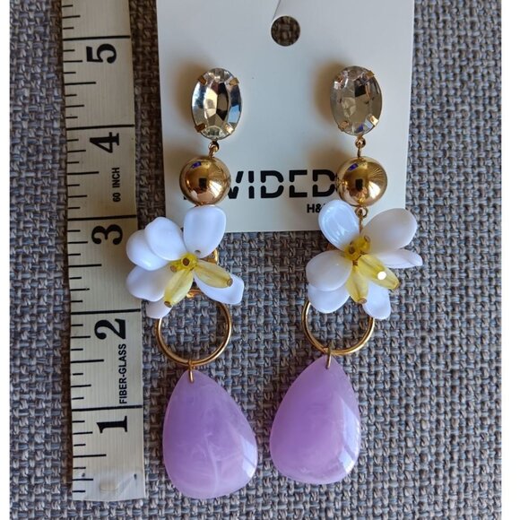 NWT Multicolor Beads  Floral  Dangle Earrings- 4.5" Long - Picture 3 of 4